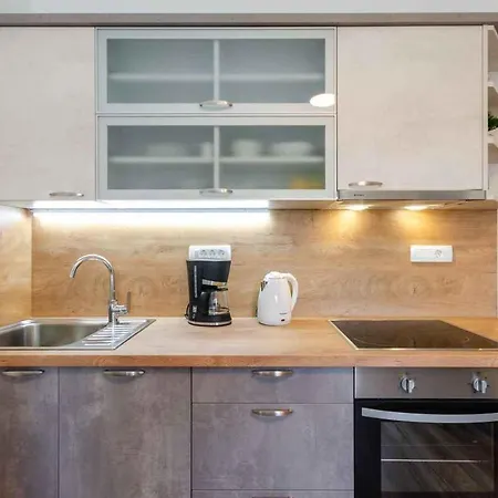 Apartment In 39324 Crikvenica