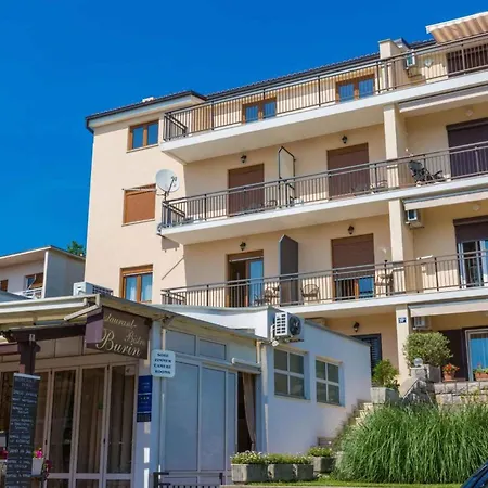 Apartment In 39324 Crikvenica